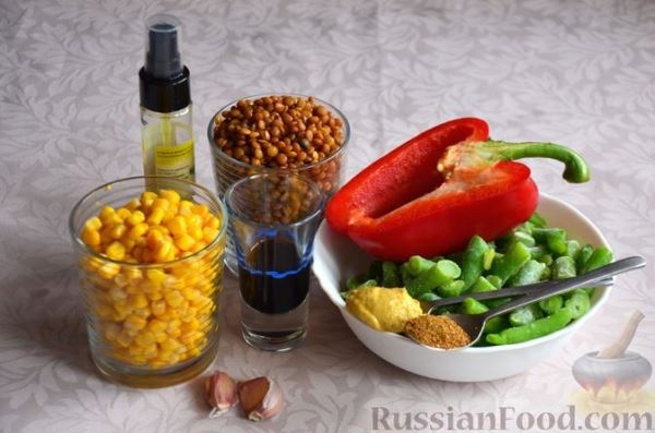 Салат с чечевицей, стручковой фасолью, кукурузой и сладким перцем