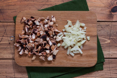 Лодочки из кабачков в духовке с фаршем и грибами