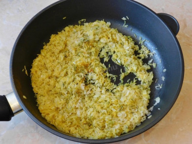 Рис на сковороде рассыпчатый